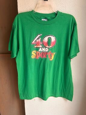 Vintage 80s single stitch 40 and Sporty Unisex t-shirt size XL